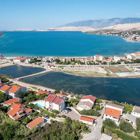Oasis By Pag Tours Apartment